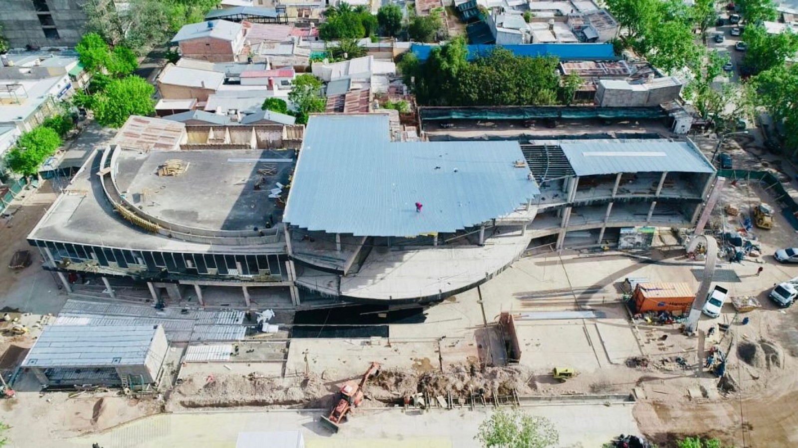 Ex Terminal: Así luce con su nuevo techo mientras avanzan las obras urbanas